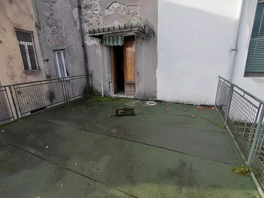 Immagine 18 di Appartamento in vendita  a Gallicano