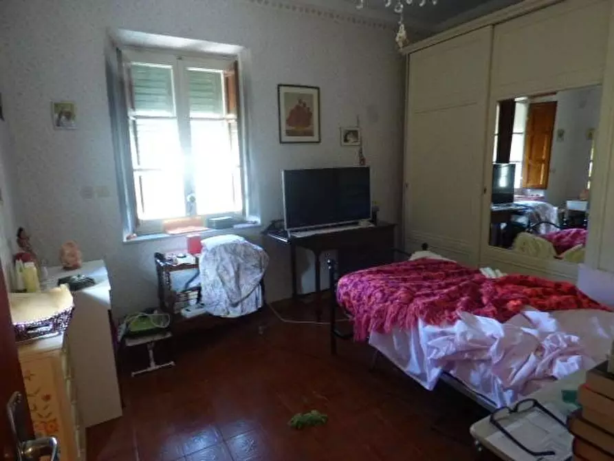 Immagine 18 di Rustico / casale in vendita  a Capannori