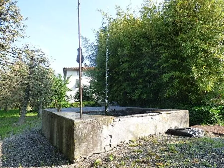 Immagine 2 di Rustico / casale in vendita  a Capannori