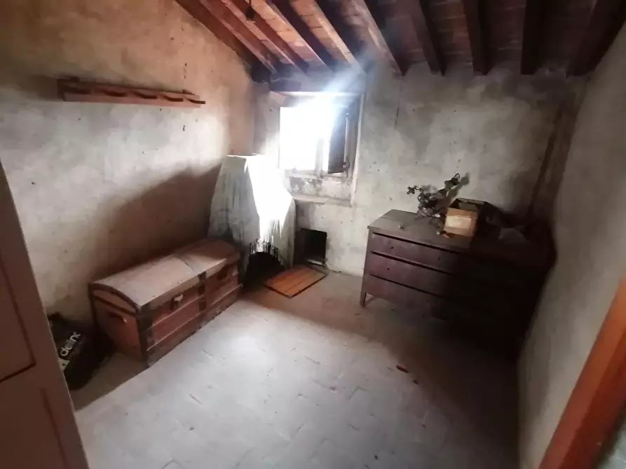 Immagine 8 di Rustico / casale in vendita  a Pescaglia