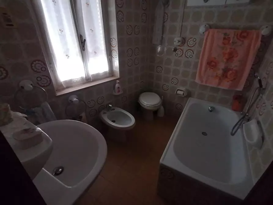 Immagine 16 di Terratetto in vendita  a Lucca