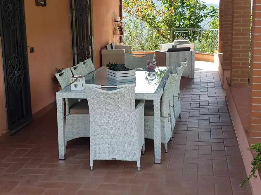 Immagine 44 di Villa in vendita  a Pescaglia