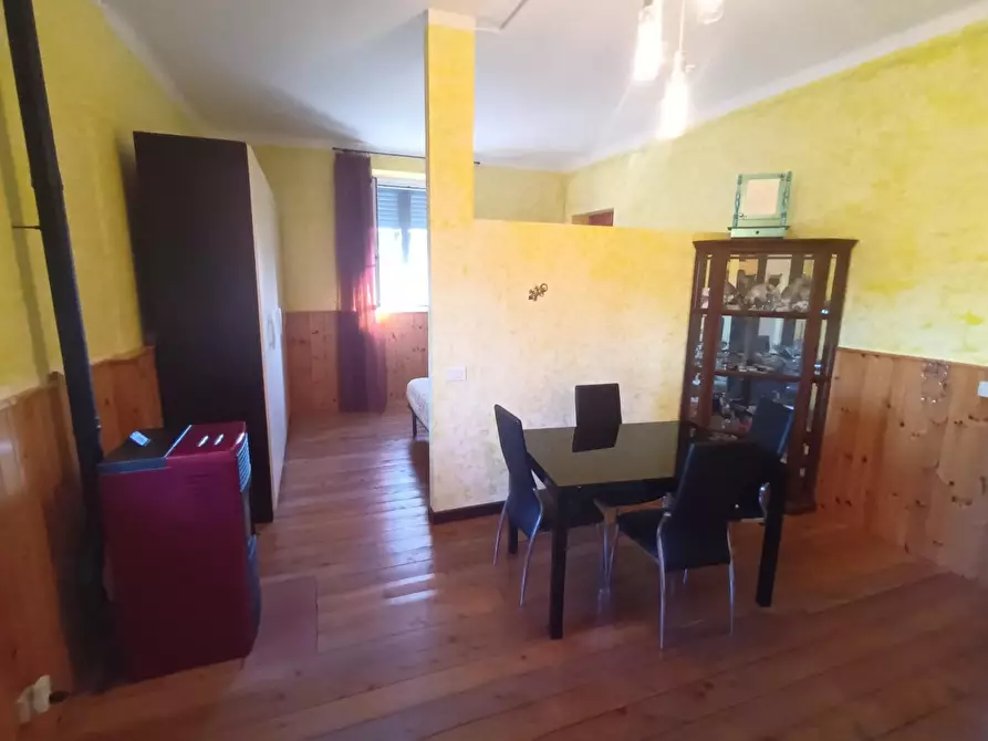 Immagine 42 di Casa semindipendente in vendita  a Lucca