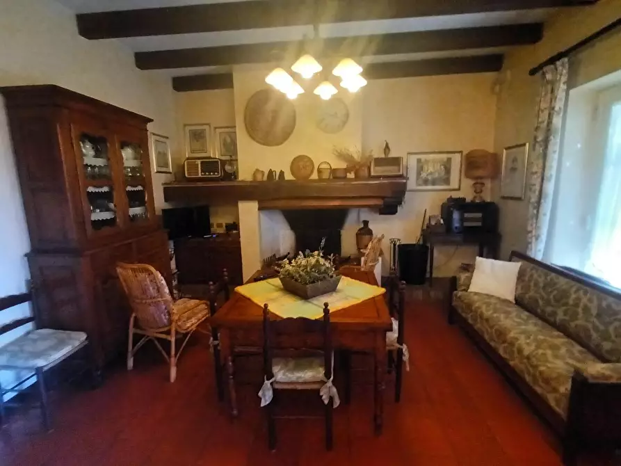 Immagine 5 di Casa semindipendente in vendita  a Lucca