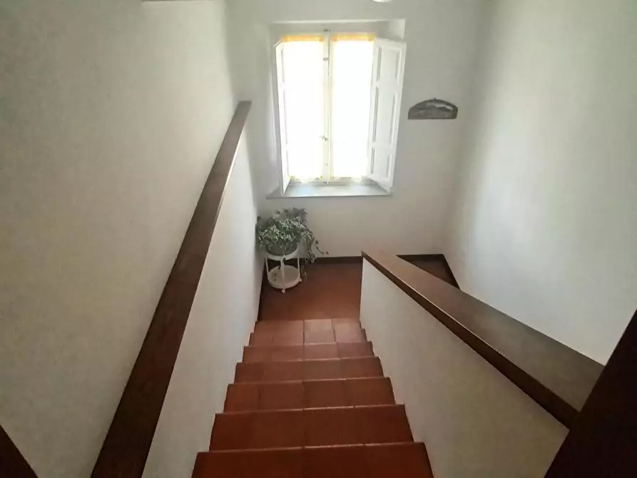Immagine 40 di Casa semindipendente in vendita  a Lucca