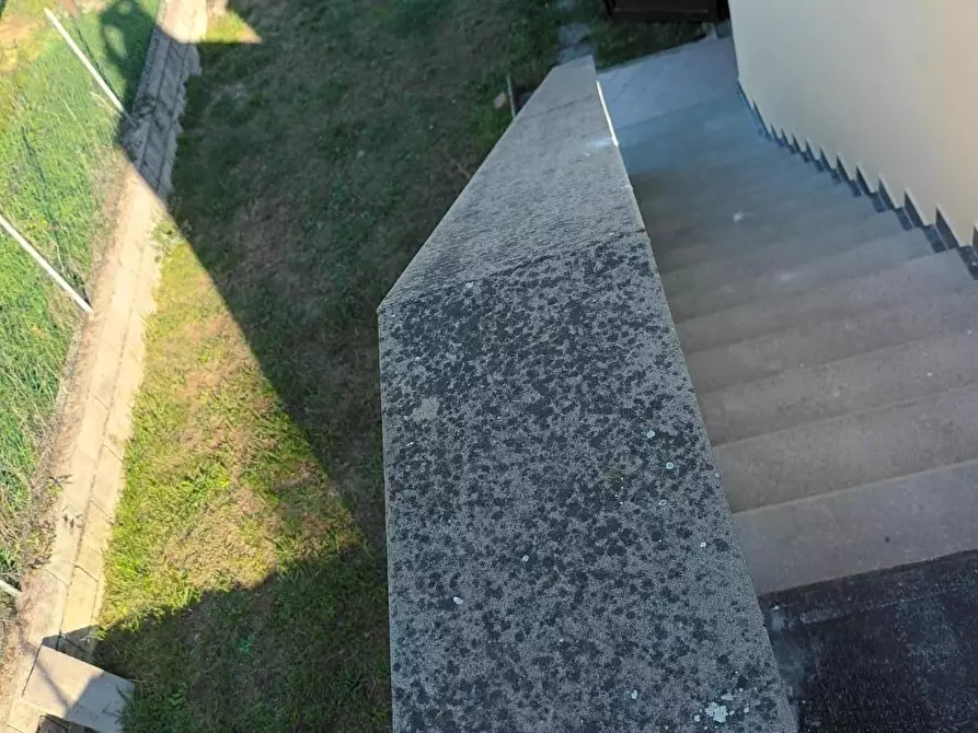 Immagine 52 di Casa semindipendente in vendita  a Lucca