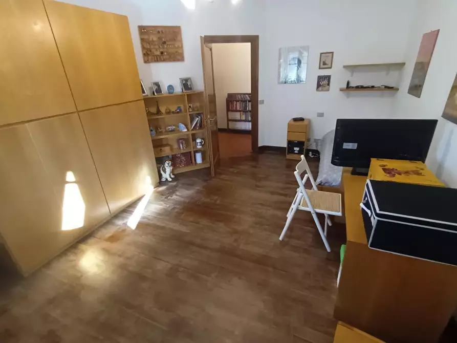 Immagine 32 di Casa semindipendente in vendita  a Lucca