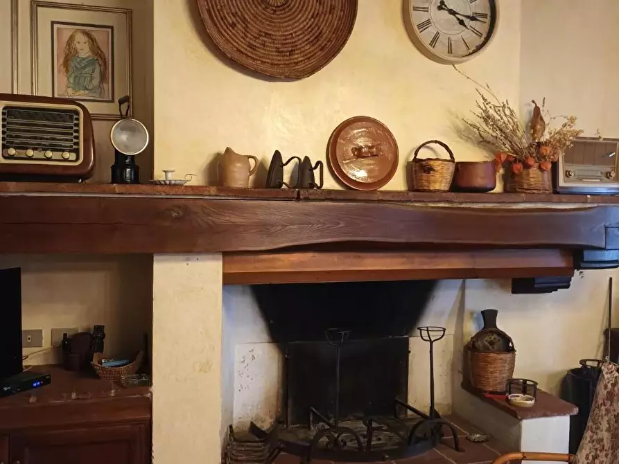 Immagine 54 di Casa semindipendente in vendita  a Lucca