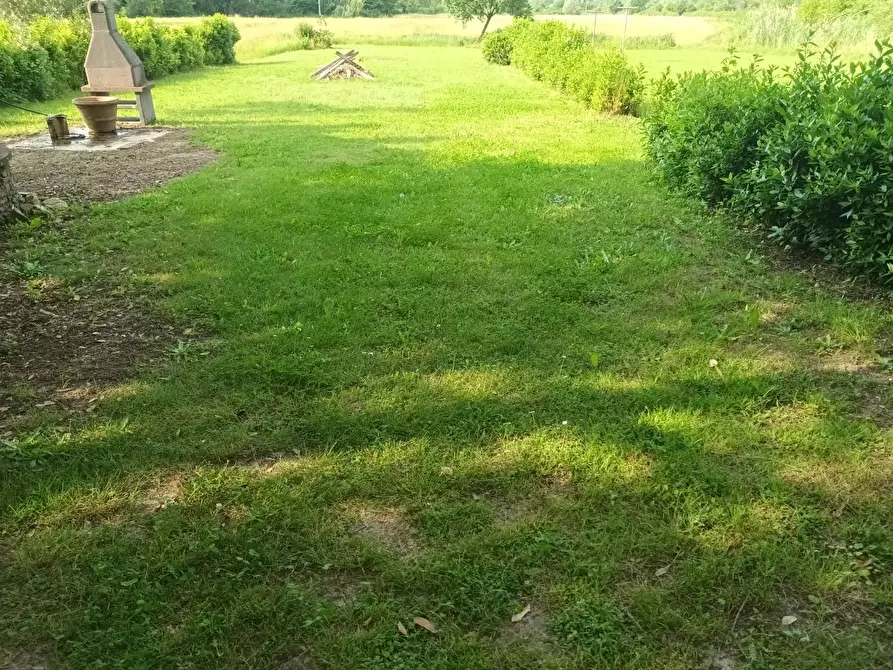 Immagine 3 di Terreno residenziale in vendita  a Capannori