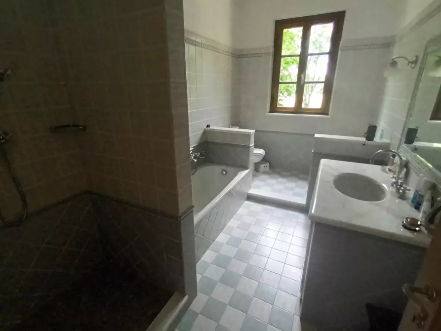 Immagine 29 di Terreno residenziale in vendita  a Capannori