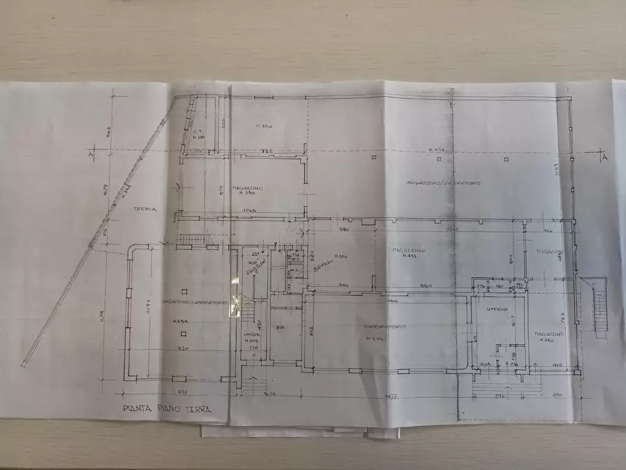 Immagine 22 di Terreno residenziale in vendita  a Porcari