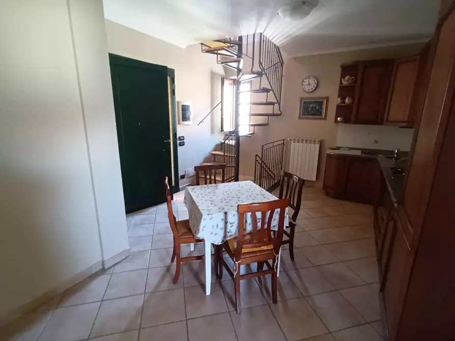 Immagine 20 di Villa in vendita  a Lucca