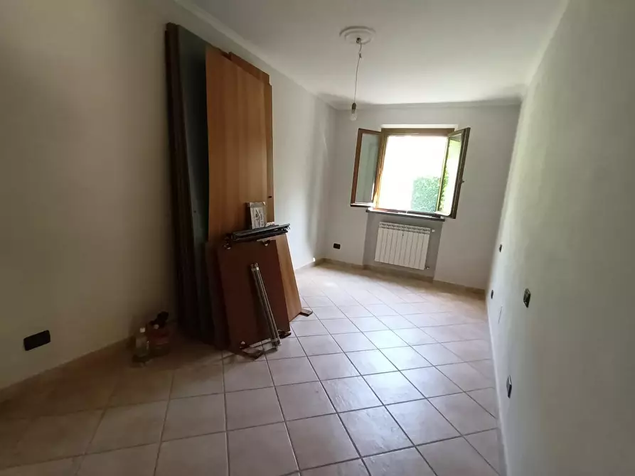 Immagine 26 di Villa in vendita  a Lucca