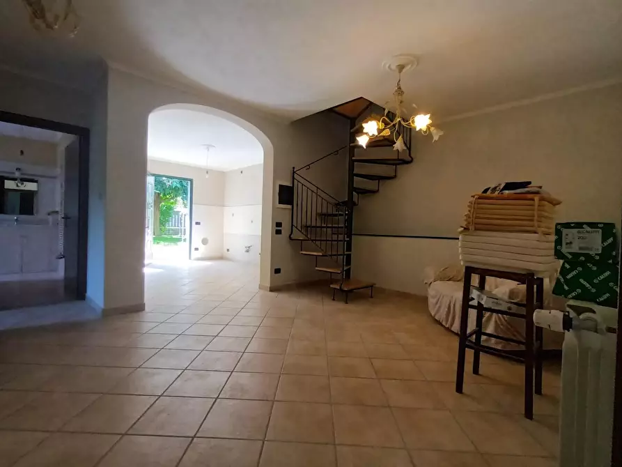 Immagine 33 di Villa in vendita  a Lucca