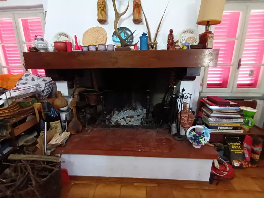 Immagine 16 di Villa in vendita  a Lucca