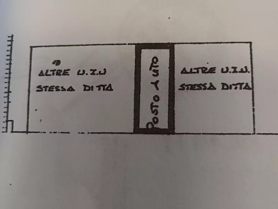 Immagine 2 di Ufficio in vendita  a Capannori