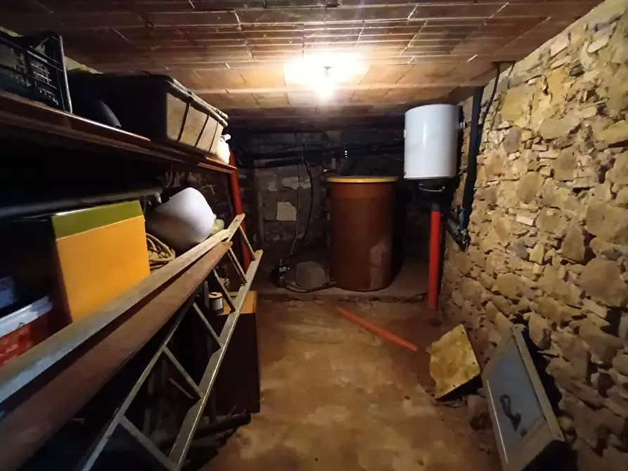 Immagine 33 di Terratetto in vendita  a Bagni Di Lucca