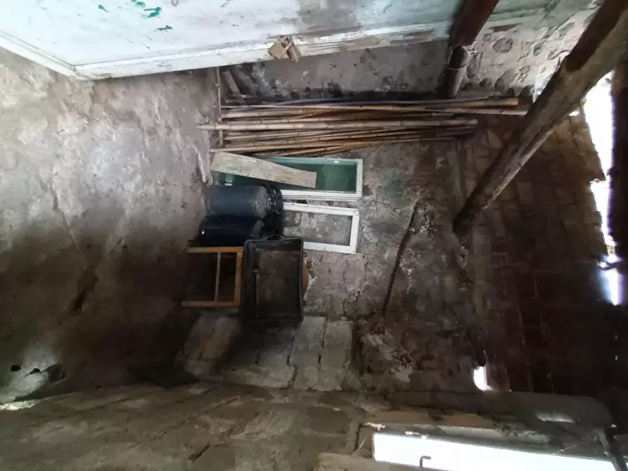 Immagine 35 di Terratetto in vendita  a Bagni Di Lucca