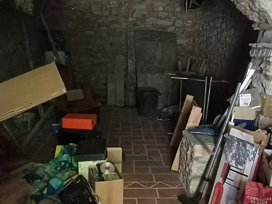 Immagine 4 di Porzione di casa in vendita  a Bagni Di Lucca