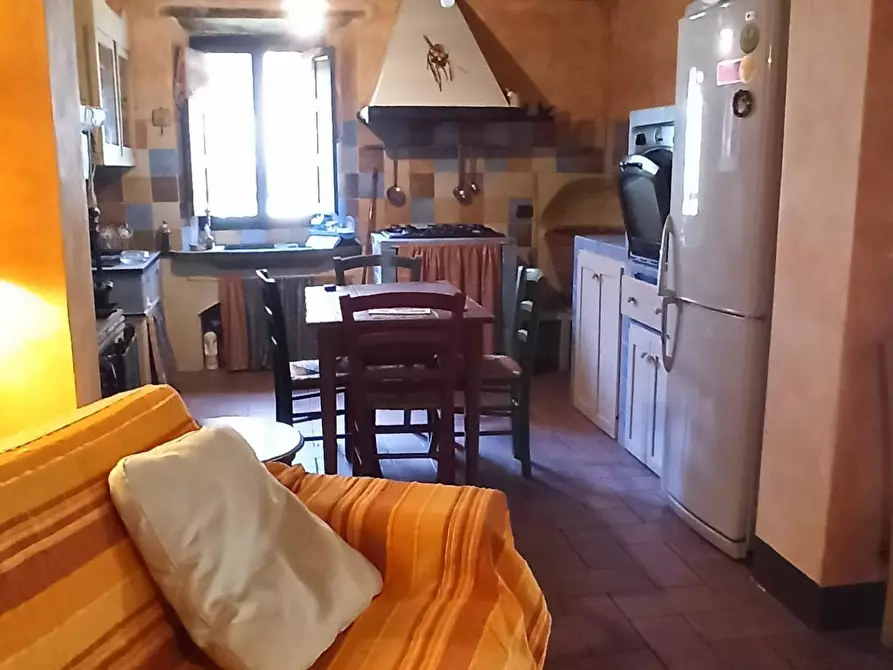 Immagine 7 di Porzione di casa in vendita  a Bagni Di Lucca