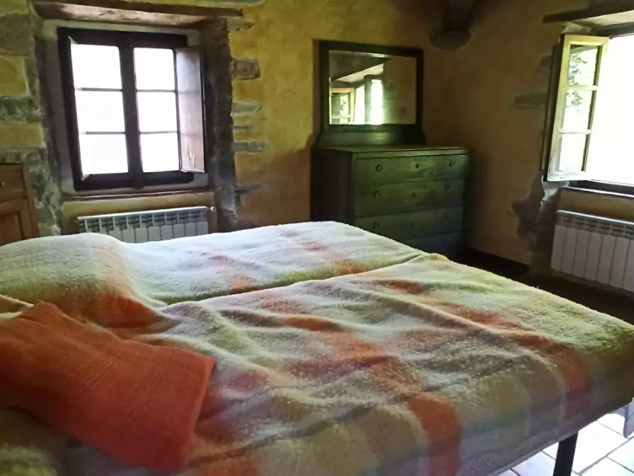 Immagine 48 di Porzione di casa in vendita  a Bagni Di Lucca