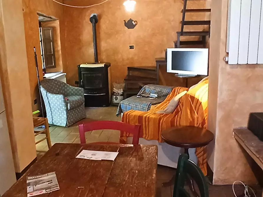 Immagine 14 di Porzione di casa in vendita  a Bagni Di Lucca