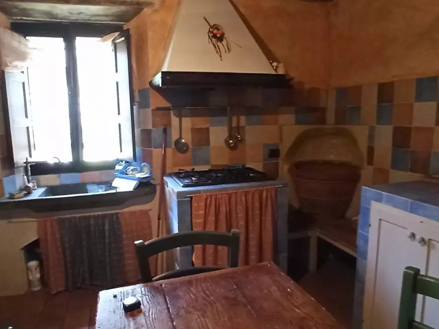 Immagine 18 di Porzione di casa in vendita  a Bagni Di Lucca