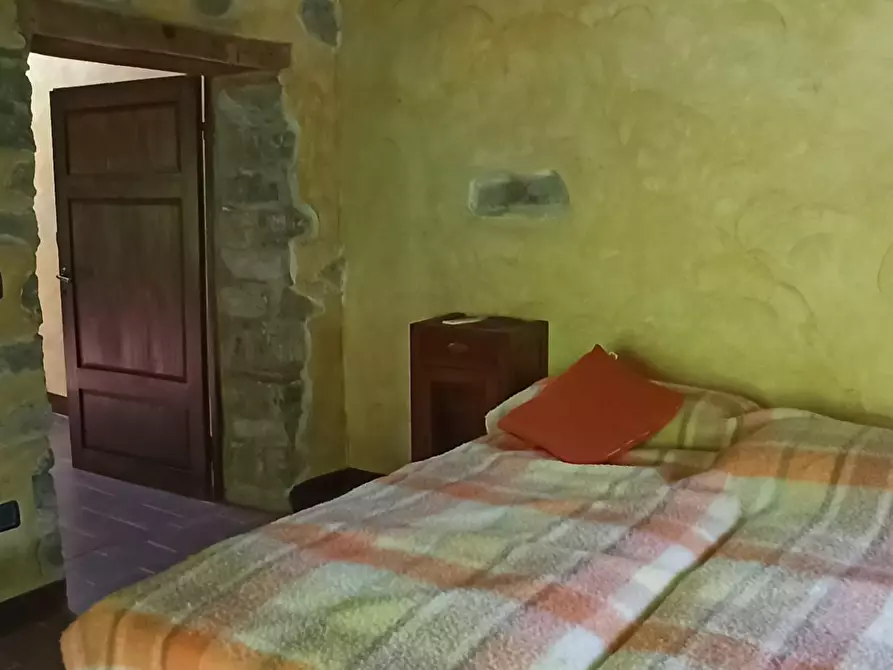 Immagine 43 di Porzione di casa in vendita  a Bagni Di Lucca