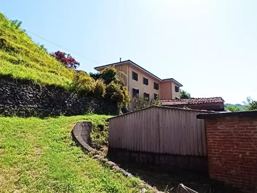 Immagine 73 di Casa colonica in vendita  a Coreglia Antelminelli