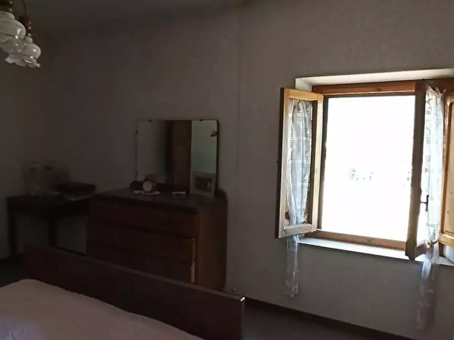 Immagine 11 di Casa colonica in vendita  a Coreglia Antelminelli