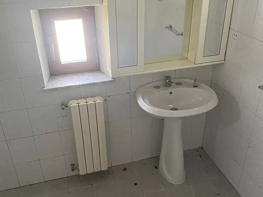 Immagine 14 di Porzione di casa in vendita  a Borgo A Mozzano