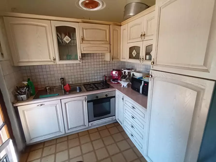 Immagine 13 di Villa in vendita  a Lucca