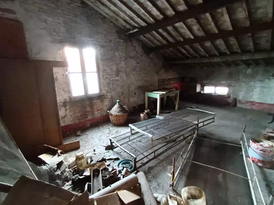 Immagine 11 di Appartamento in vendita  a Castelnuovo Di Garfagnana