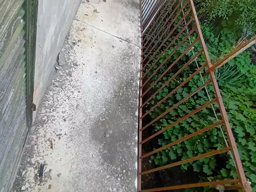 Immagine 17 di Appartamento in vendita  a Castelnuovo Di Garfagnana