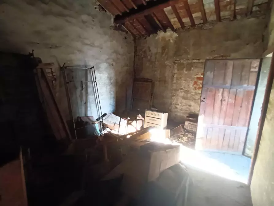 Immagine 12 di Appartamento in vendita  a Castelnuovo Di Garfagnana