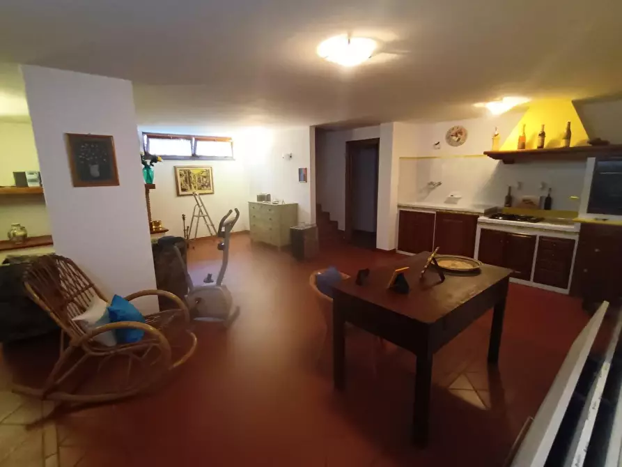Immagine 10 di Casa bifamiliare in vendita  a Camaiore