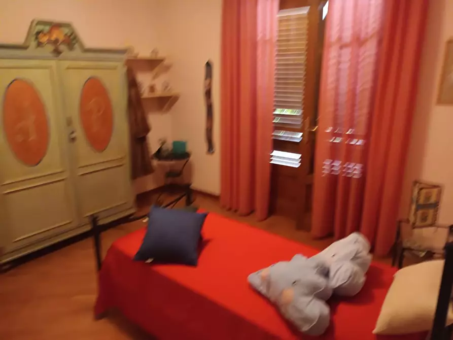 Immagine 28 di Casa bifamiliare in vendita  a Camaiore