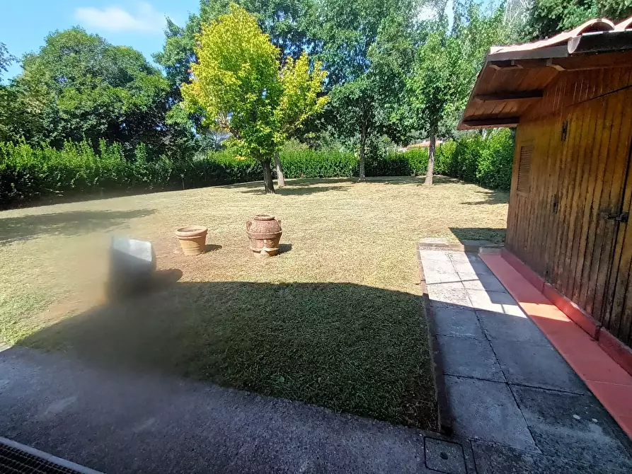 Immagine 41 di Casa bifamiliare in vendita  a Camaiore