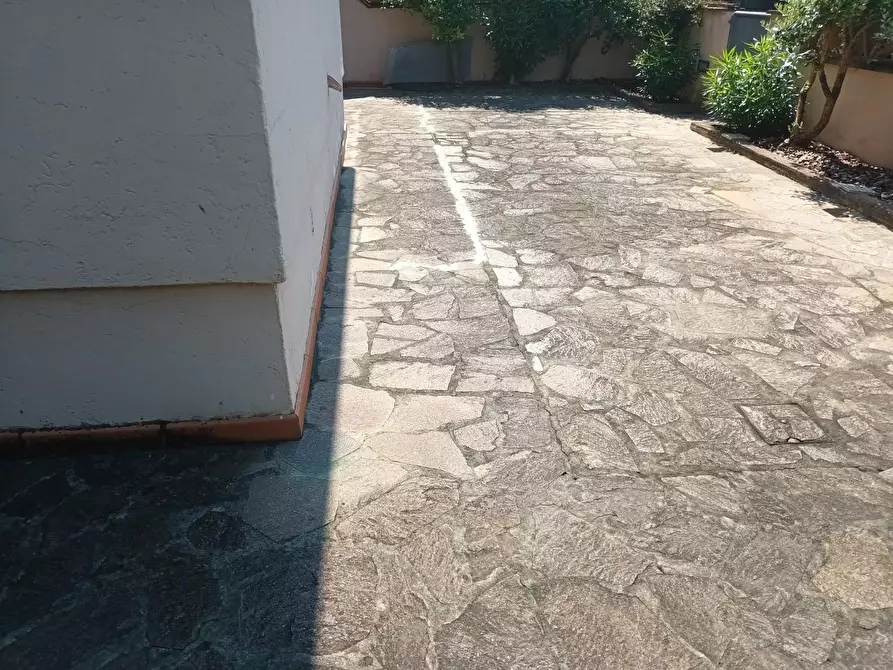 Immagine 52 di Casa bifamiliare in vendita  a Camaiore