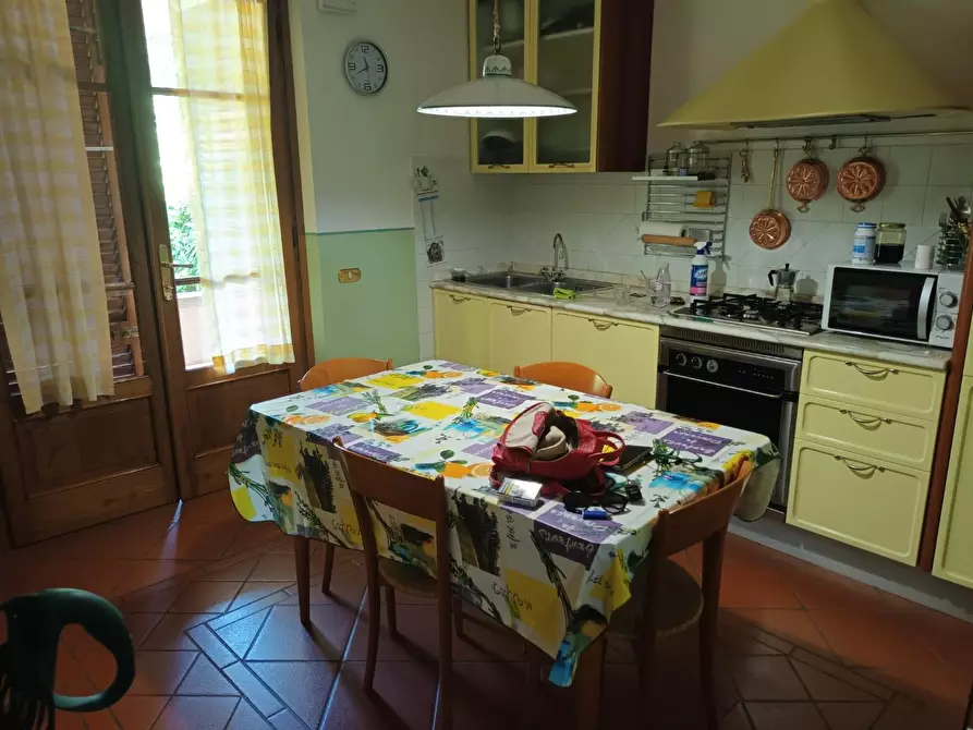 Immagine 35 di Casa bifamiliare in vendita  a Camaiore
