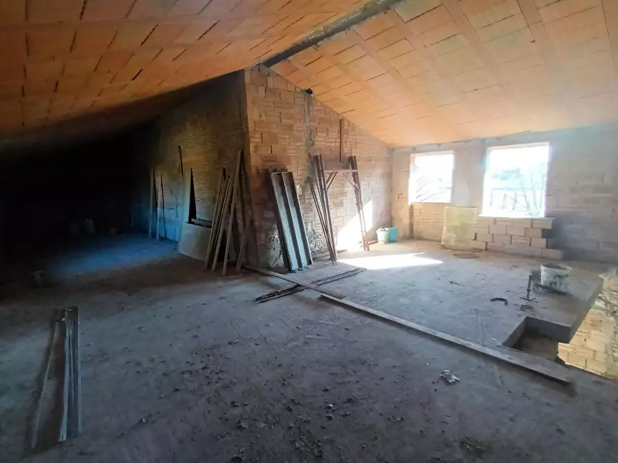 Immagine 13 di Terratetto in vendita  a Lucca