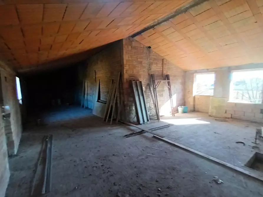 Immagine 12 di Terratetto in vendita  a Lucca