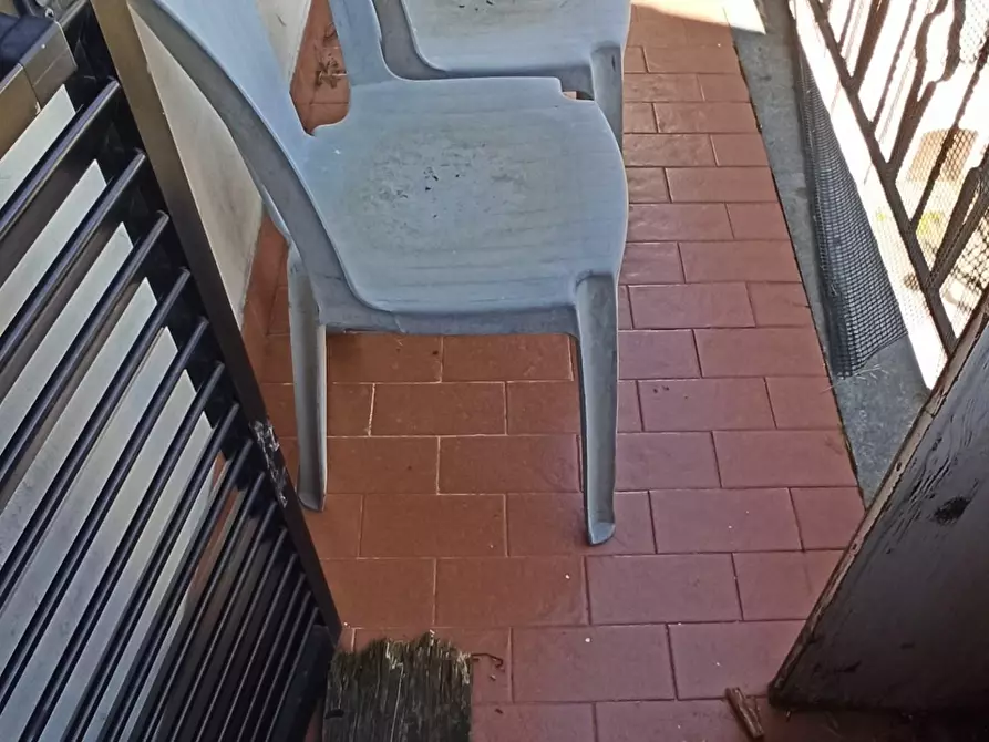 Immagine 4 di Appartamento in vendita  a Lucca