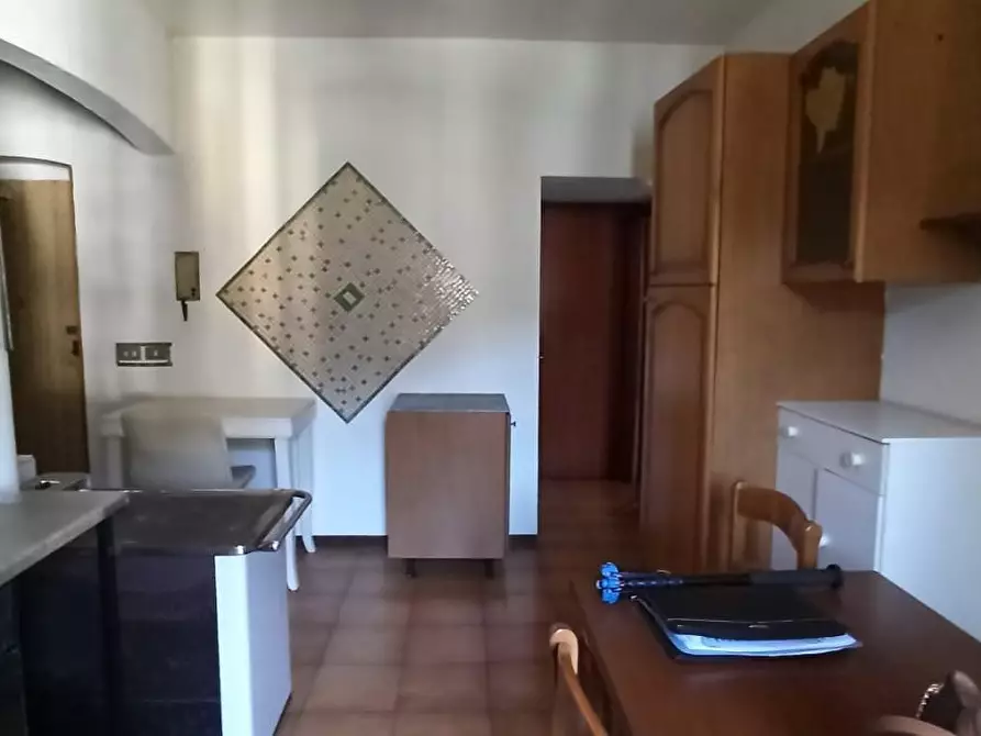 Immagine 8 di Appartamento in vendita  a Lucca