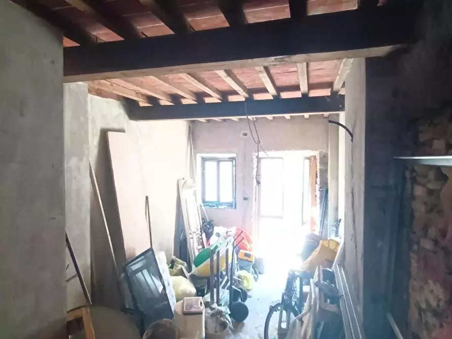Immagine 20 di Rustico / casale in vendita  a Capannori
