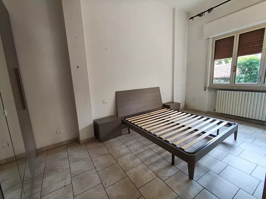 Immagine 12 di Appartamento in vendita  a Lucca