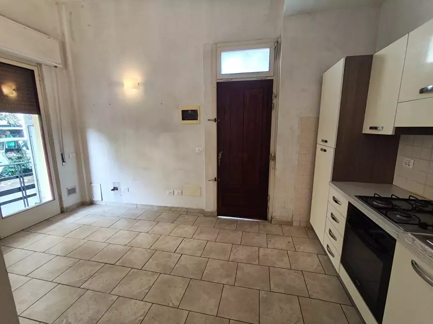 Immagine 32 di Appartamento in vendita  a Lucca