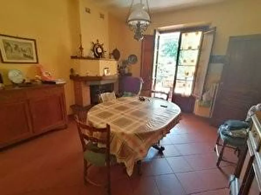 Immagine 31 di Villa in vendita  a Lucca