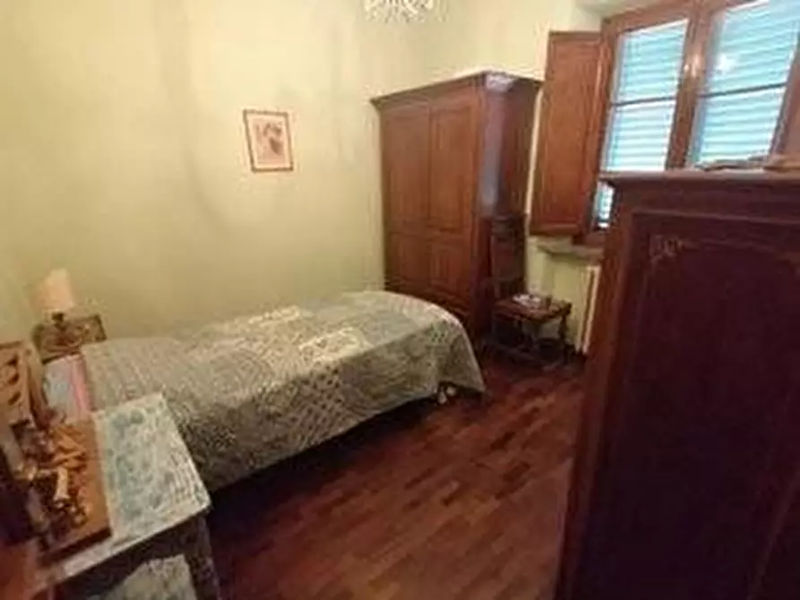 Immagine 18 di Villa in vendita  a Lucca