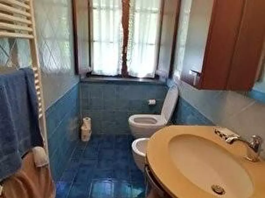 Immagine 29 di Villa in vendita  a Lucca